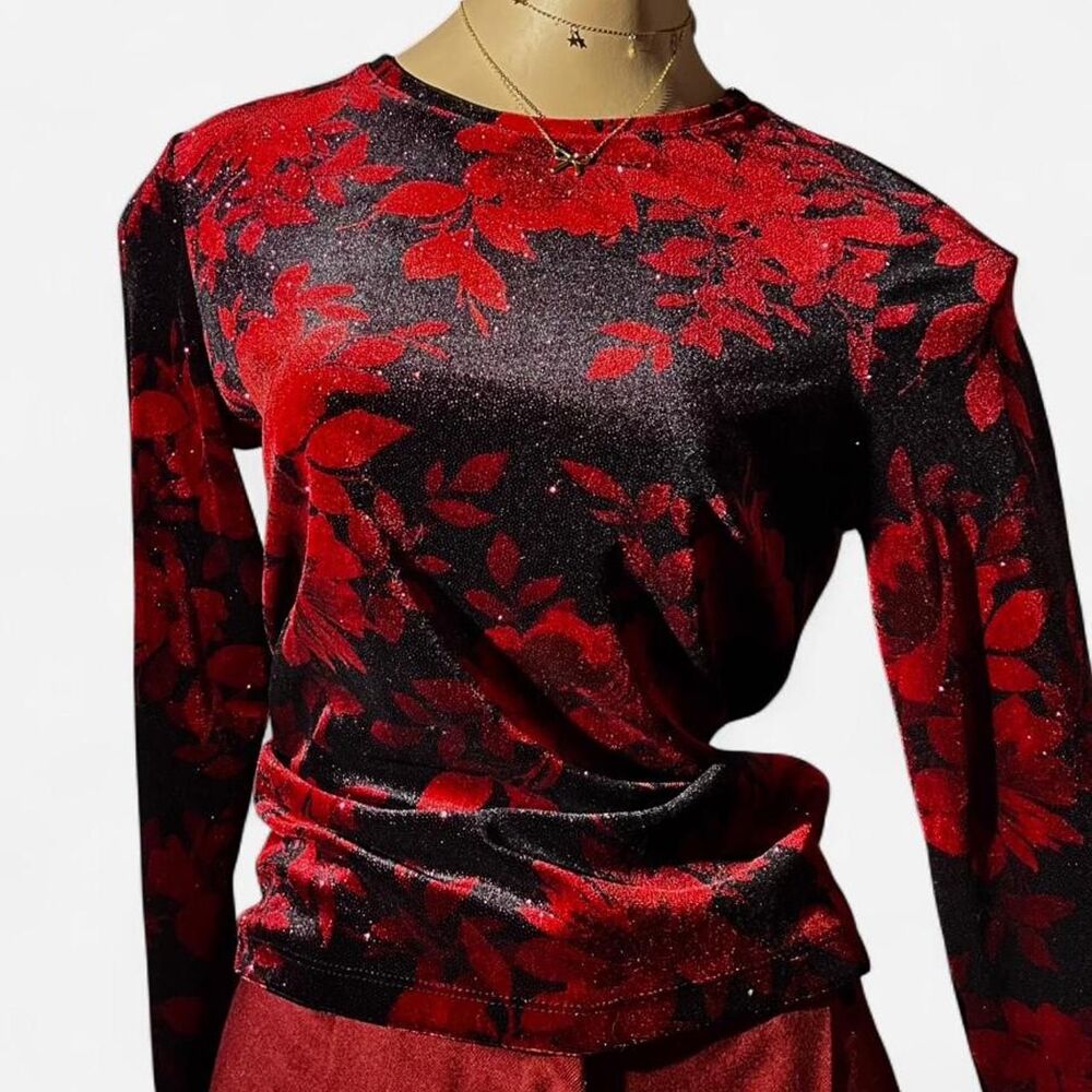 Red and black floral long sleeve top sparkly size s - Picture 1 of 6